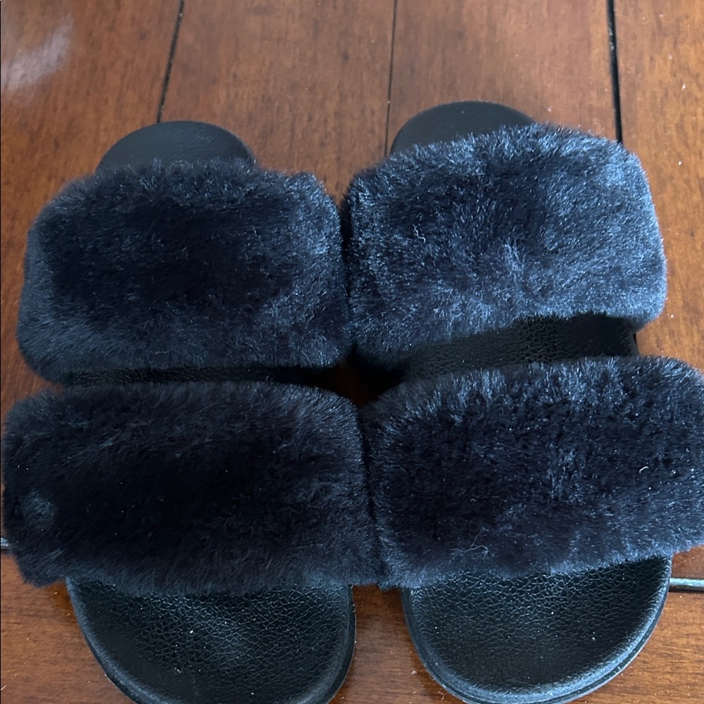 Wild Diva Black Furry Mules
